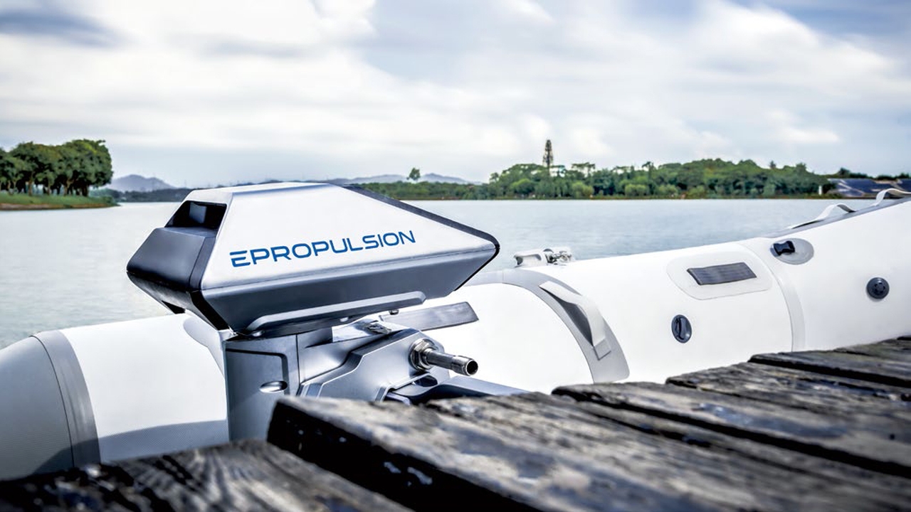 ePropulsion Navy 3.0 - zum Schließen ins Bild klicken